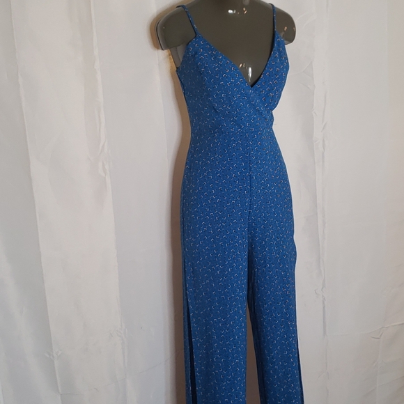 Material Girl Women's Blue Floral Back Zipper Jumpsuit - Size Small - Picture 3 of 5